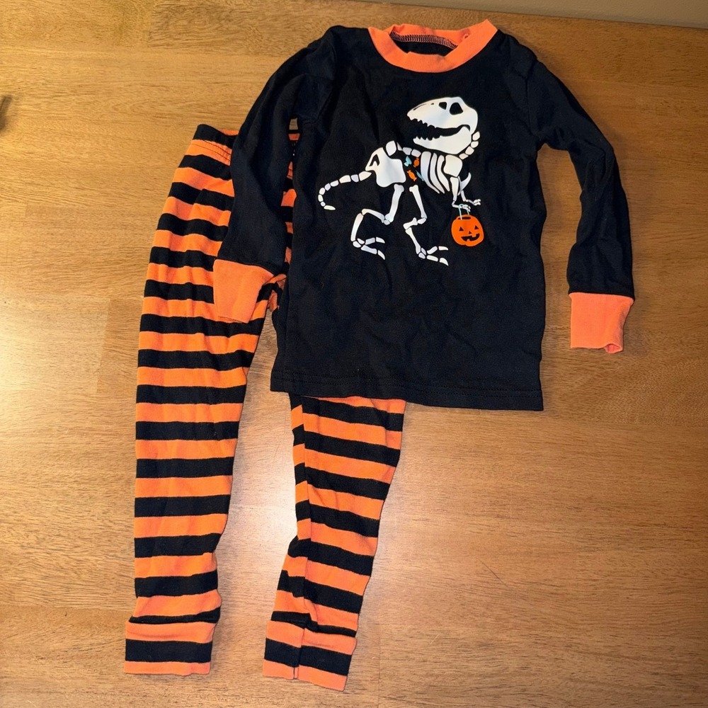 Carters Just One You Halloween Dinosaur Skeleton Pajamas Set 18M Orange Black